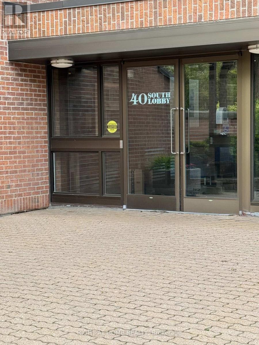 318 - 40 Sylvan Valley Way, Toronto, Ontario  M5M 4M3 - Photo 22 - C12500404