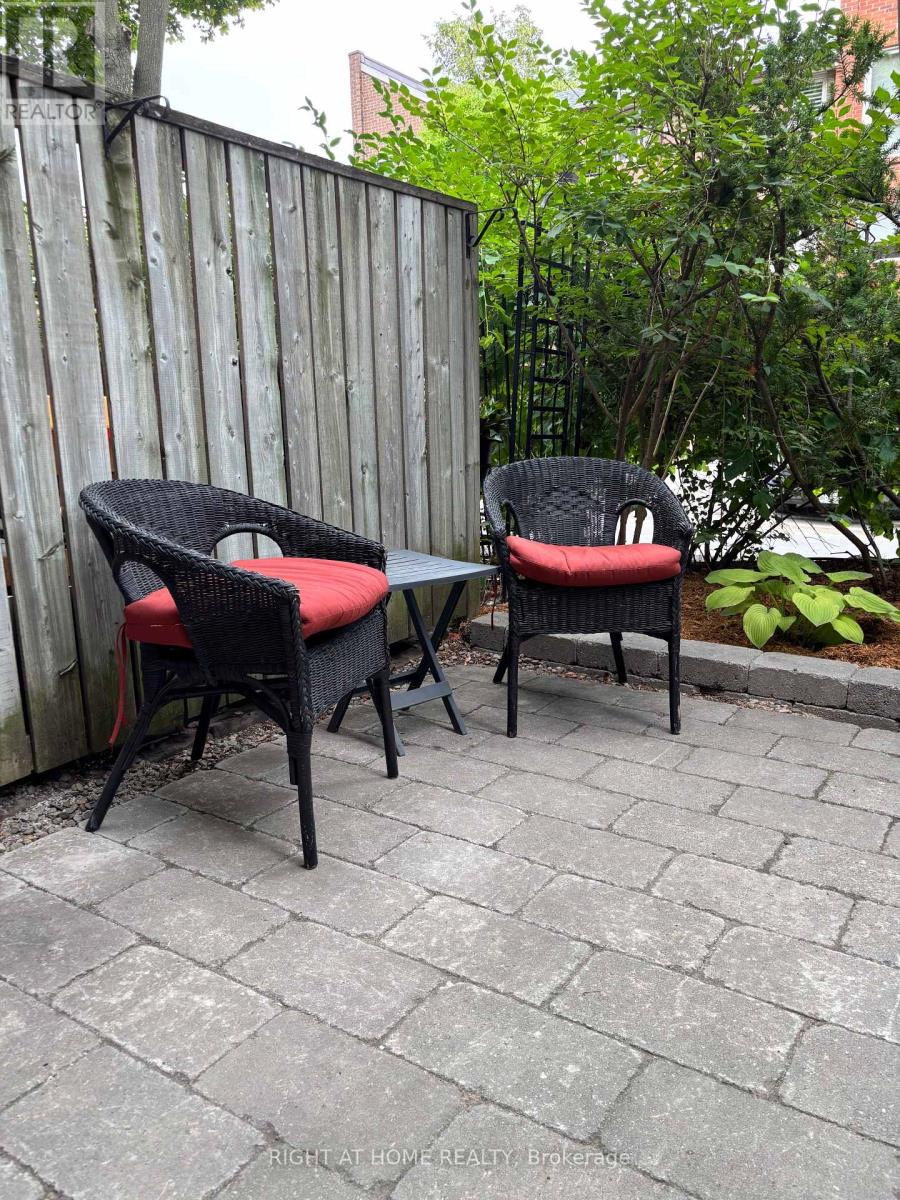 318 - 40 Sylvan Valley Way, Toronto, Ontario  M5M 4M3 - Photo 25 - C12500404