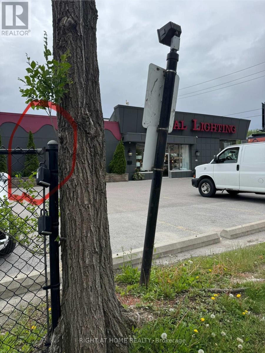 318 - 40 Sylvan Valley Way, Toronto, Ontario  M5M 4M3 - Photo 30 - C12500404