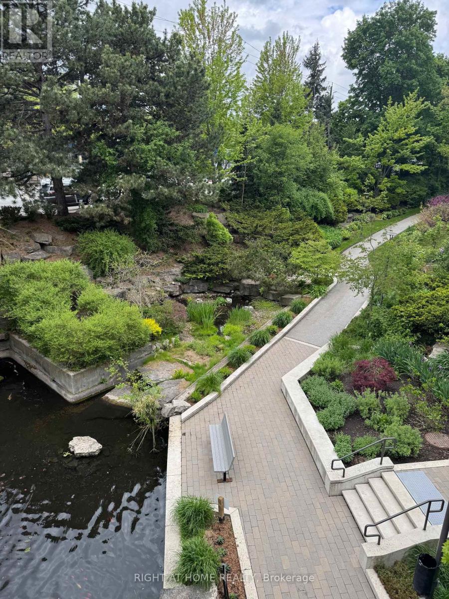 318 - 40 Sylvan Valley Way, Toronto, Ontario  M5M 4M3 - Photo 5 - C12500404