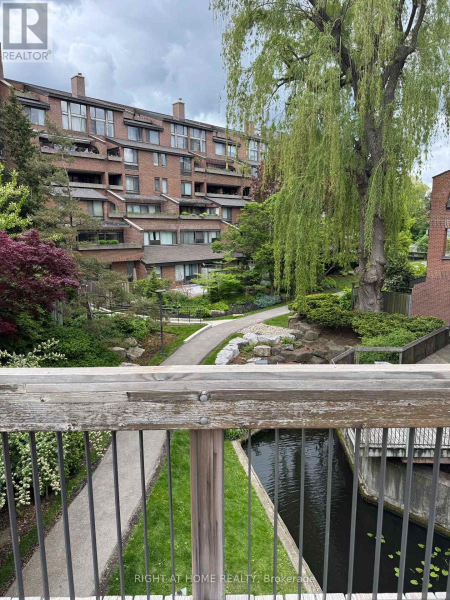 318 - 40 Sylvan Valley Way, Toronto, Ontario  M5M 4M3 - Photo 6 - C12500404