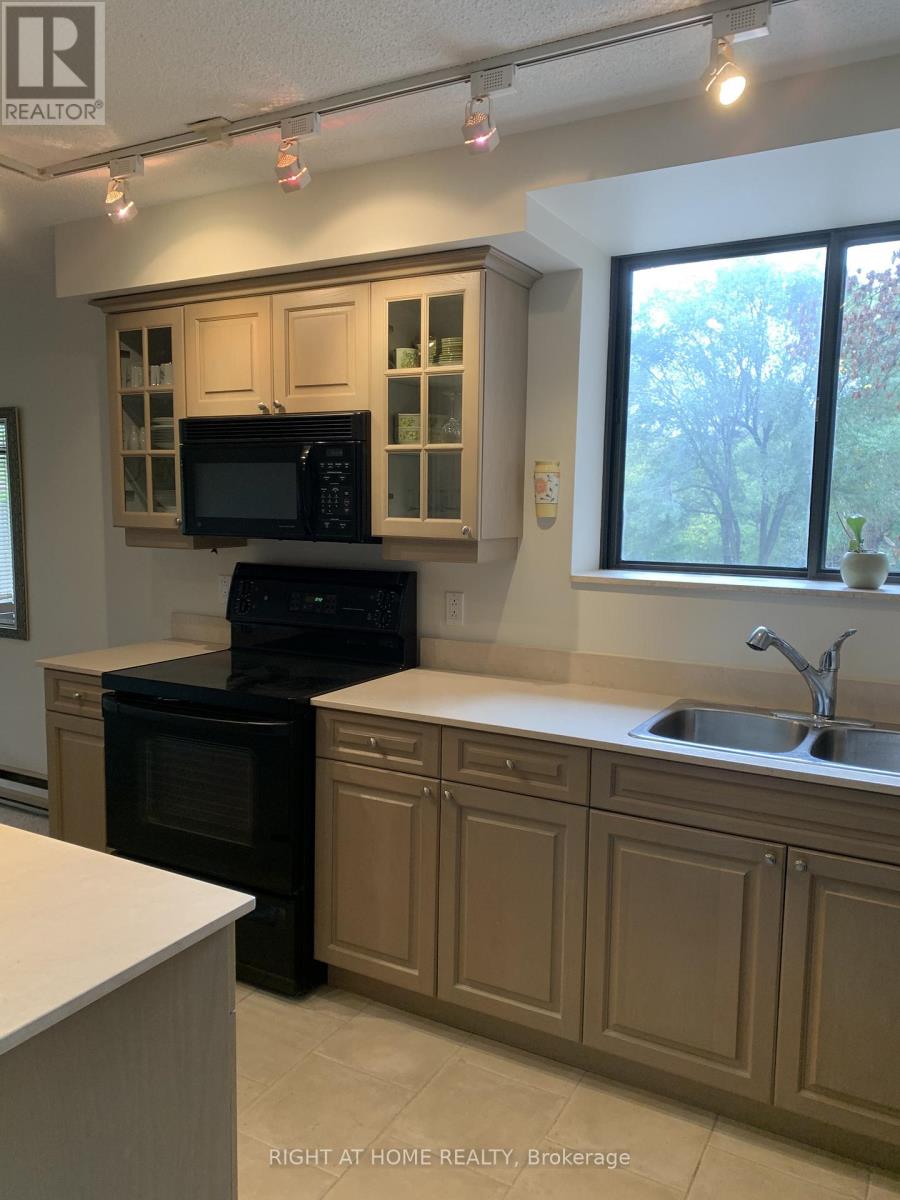 318 - 40 Sylvan Valley Way, Toronto, Ontario  M5M 4M3 - Photo 8 - C12500404