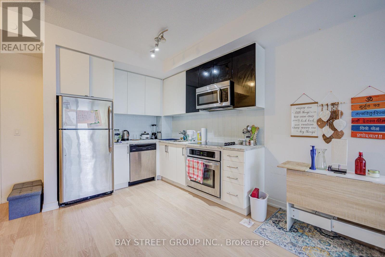 918 - 98 Lillian Street, Toronto, Ontario  M4S 0A5 - Photo 3 - C12500408