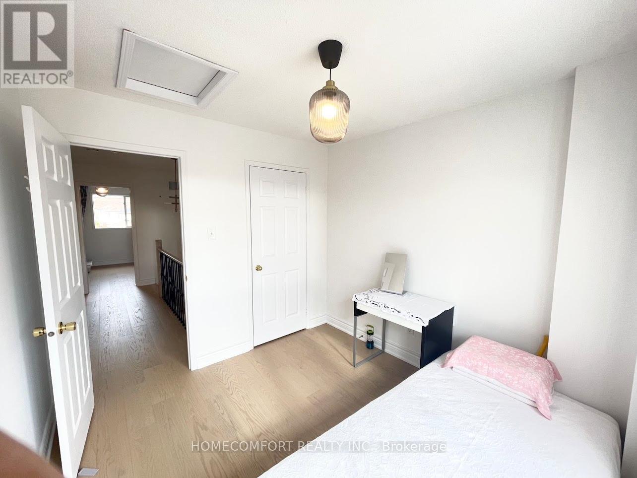 215 Andona Crescent, Toronto, Ontario  M1C 5J8 - Photo 12 - E12500400