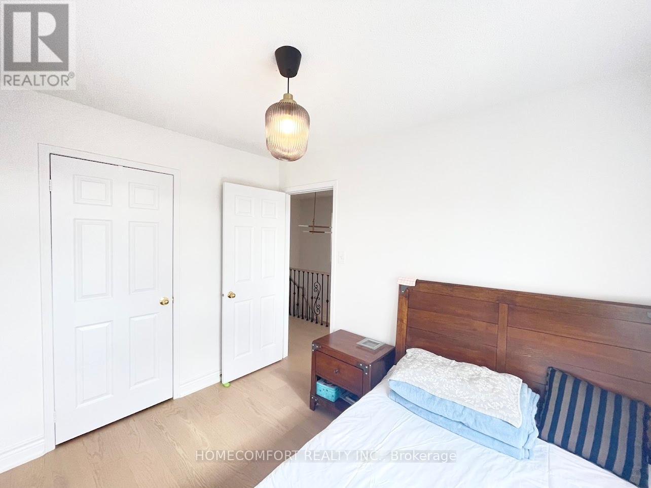 215 Andona Crescent, Toronto, Ontario  M1C 5J8 - Photo 14 - E12500400