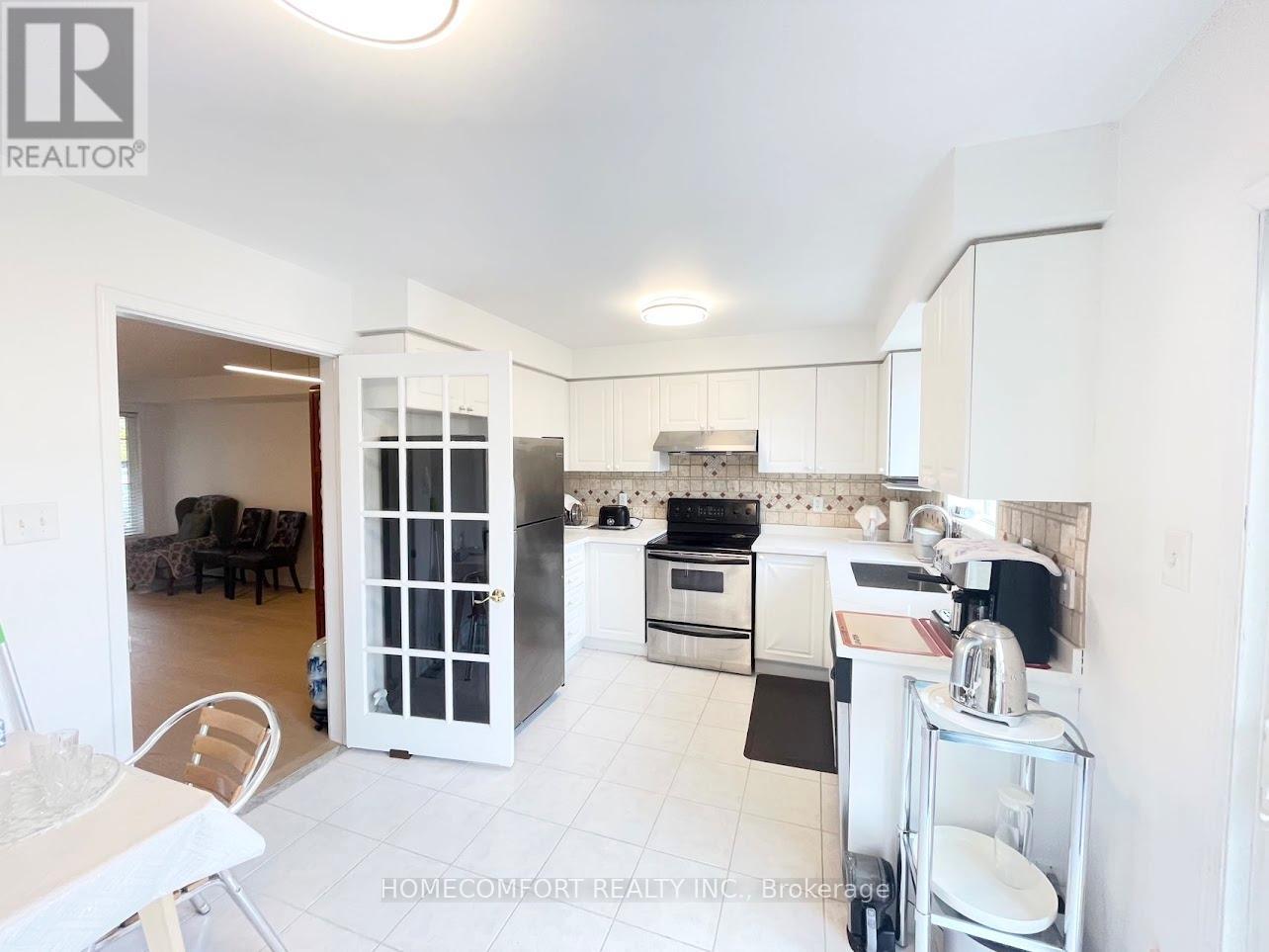 215 Andona Crescent, Toronto, Ontario  M1C 5J8 - Photo 6 - E12500400