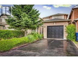 215 ANDONA CRESCENT, Toronto, Ontario