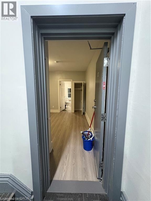 72 Victoria Avenue S Unit# 202, Hamilton, Ontario  L8N 2S7 - Photo 4 - 40784957