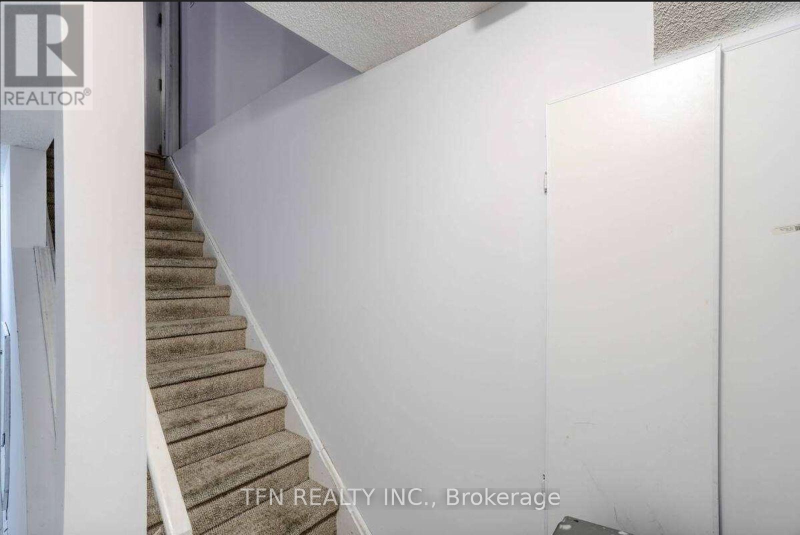 41 Calm Water Crescent, Brampton, Ontario  L6V 4S1 - Photo 5 - W12500412