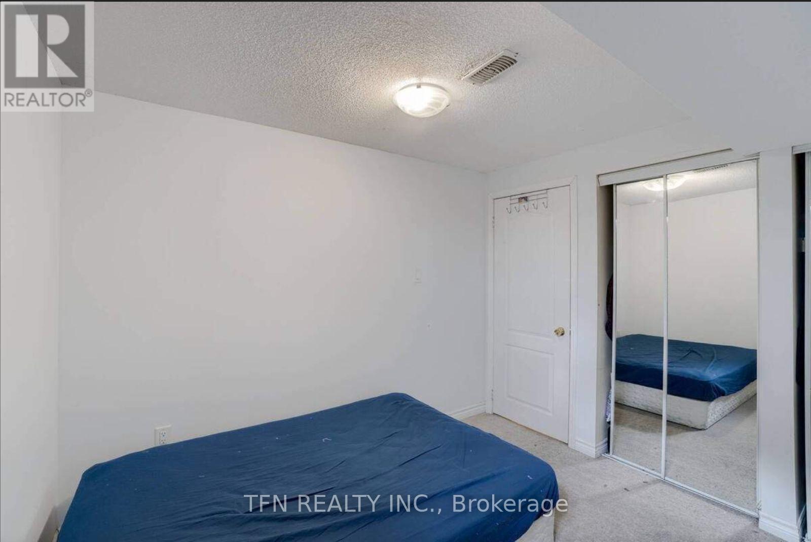 41 Calm Water Crescent, Brampton, Ontario  L6V 4S1 - Photo 7 - W12500412