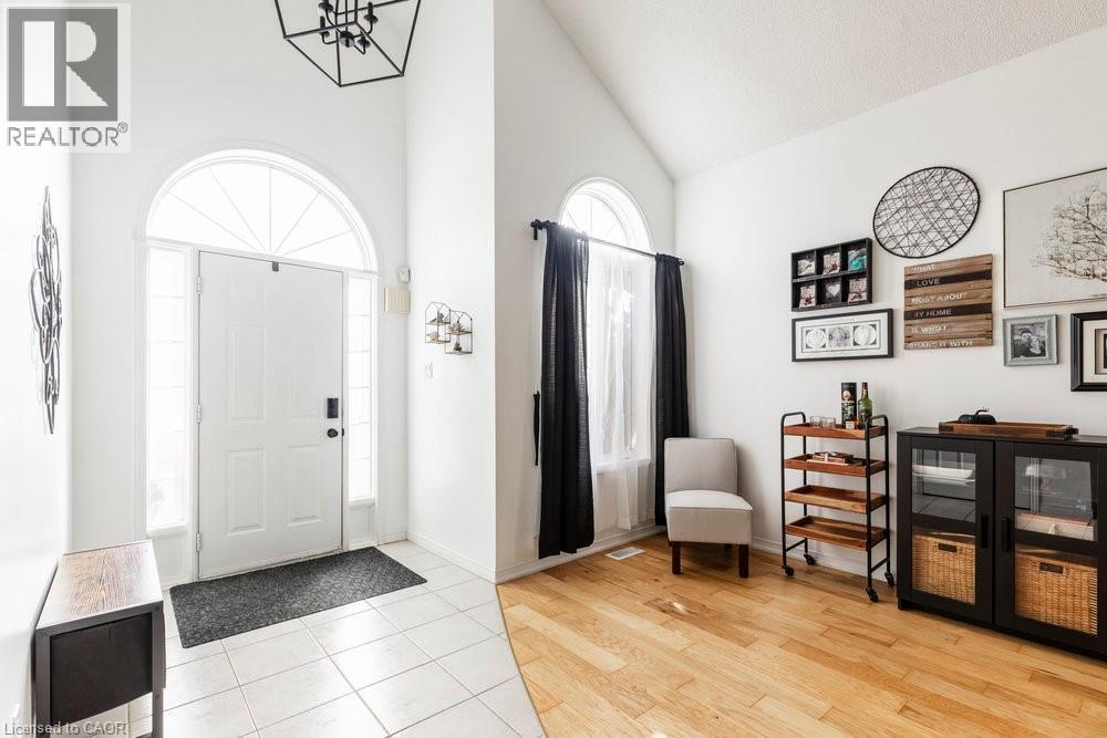 79 Brookheath Lane, Hamilton, Ontario  L0R 1W0 - Photo 3 - 40776667