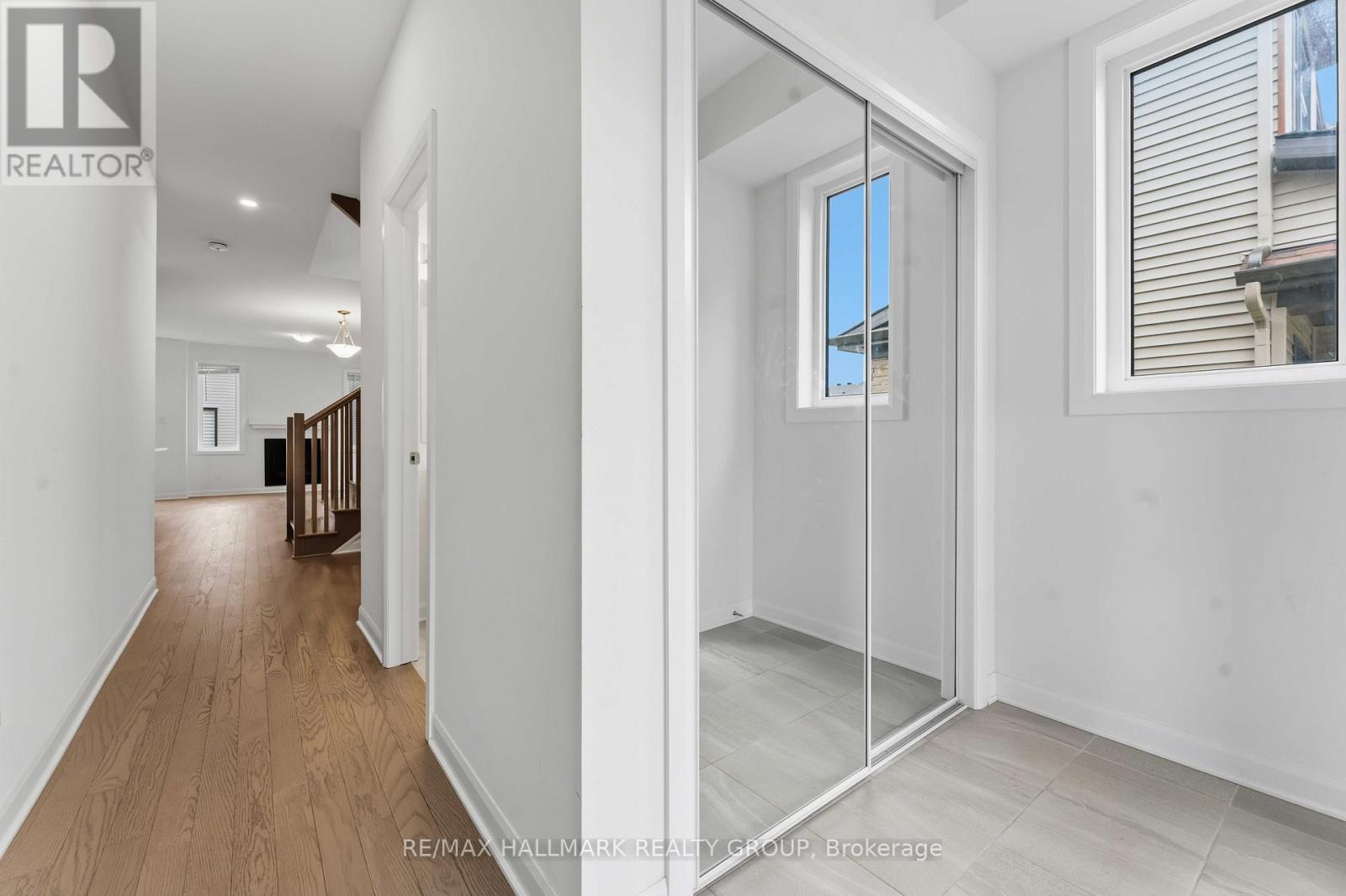 423 Silicon Way, Ottawa, Ontario  K2W 0K7 - Photo 2 - X12401975