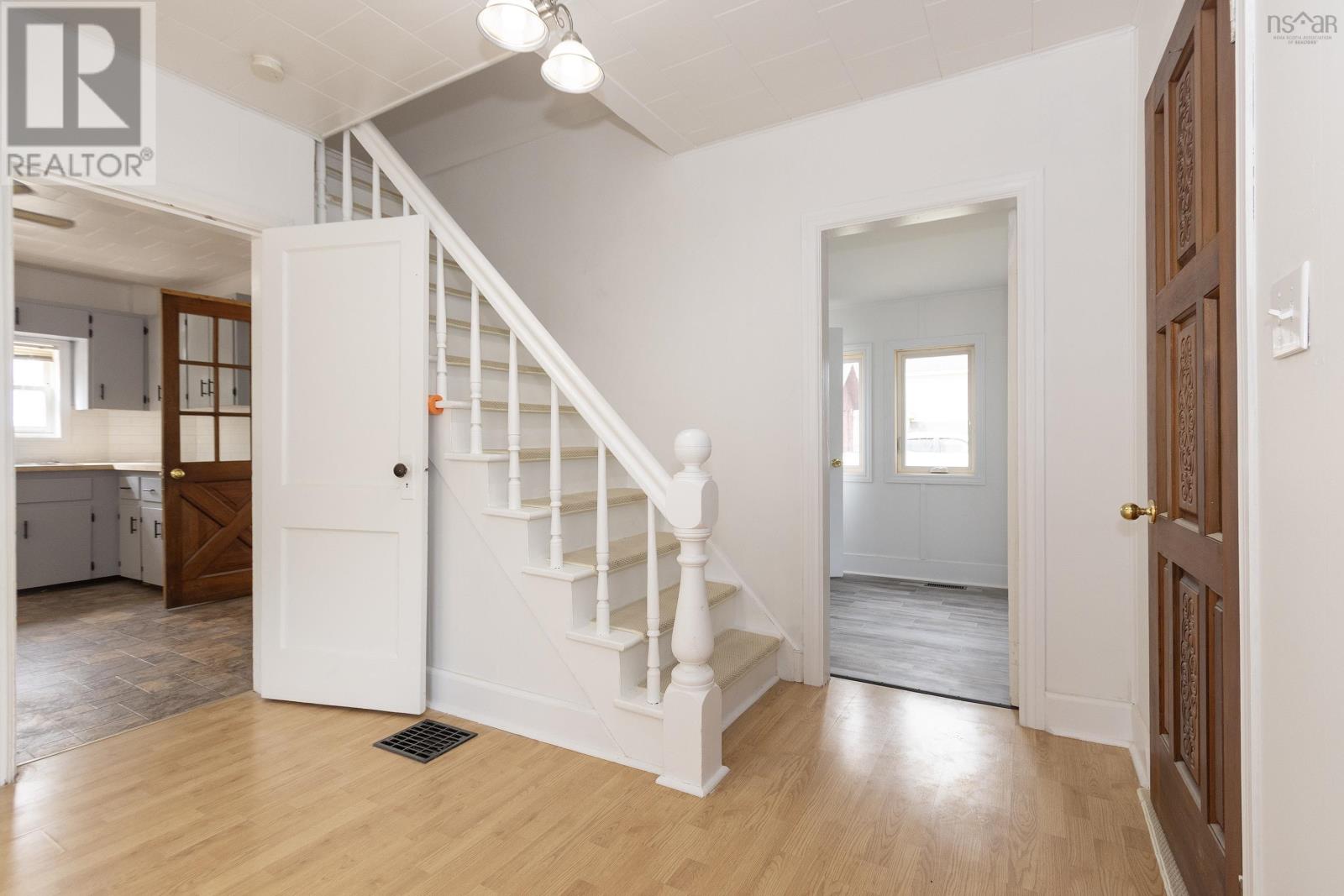 21 Mechanic Street, Springhill, Nova Scotia  B0M 1X0 - Photo 22 - 202523358