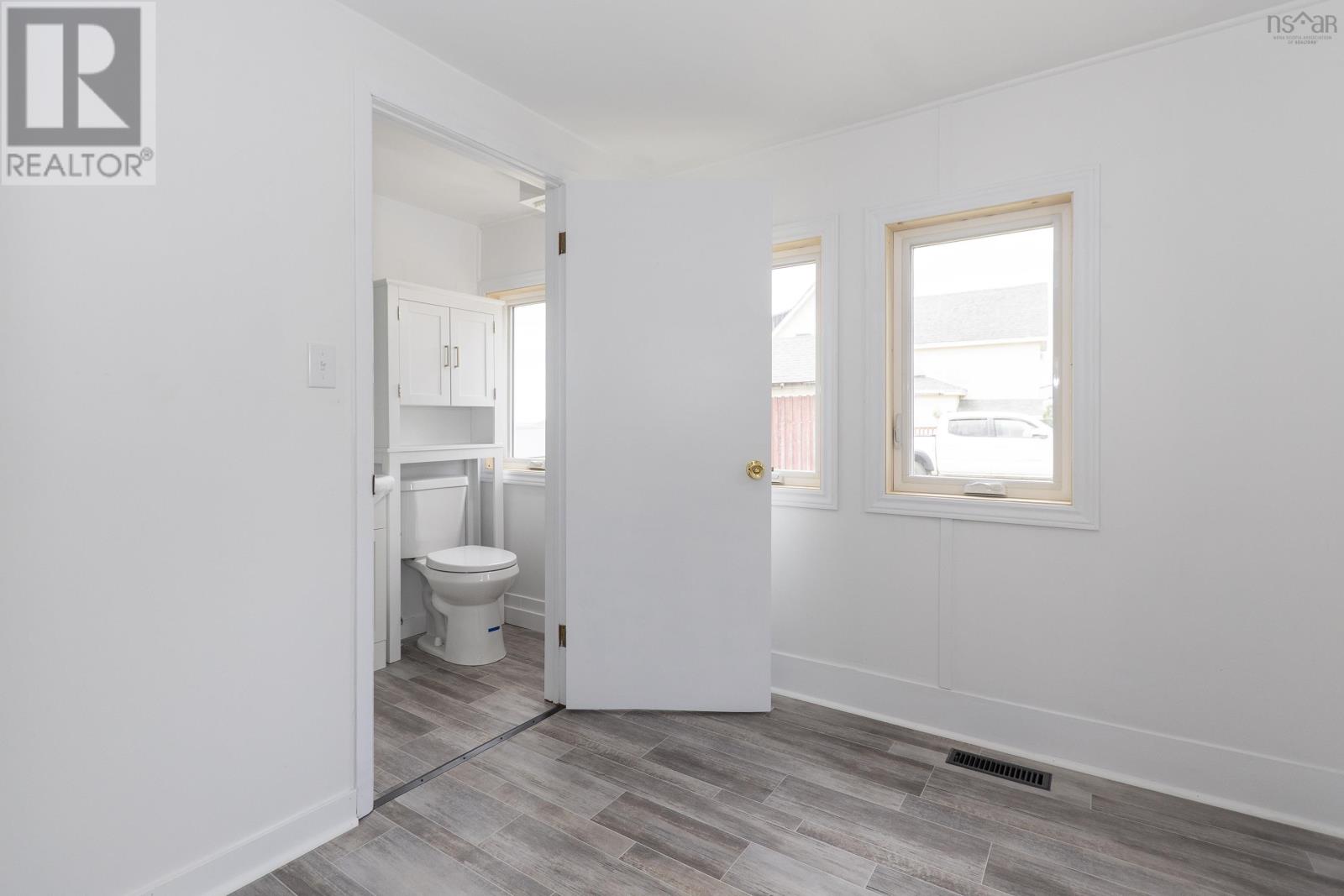 21 Mechanic Street, Springhill, Nova Scotia  B0M 1X0 - Photo 25 - 202523358