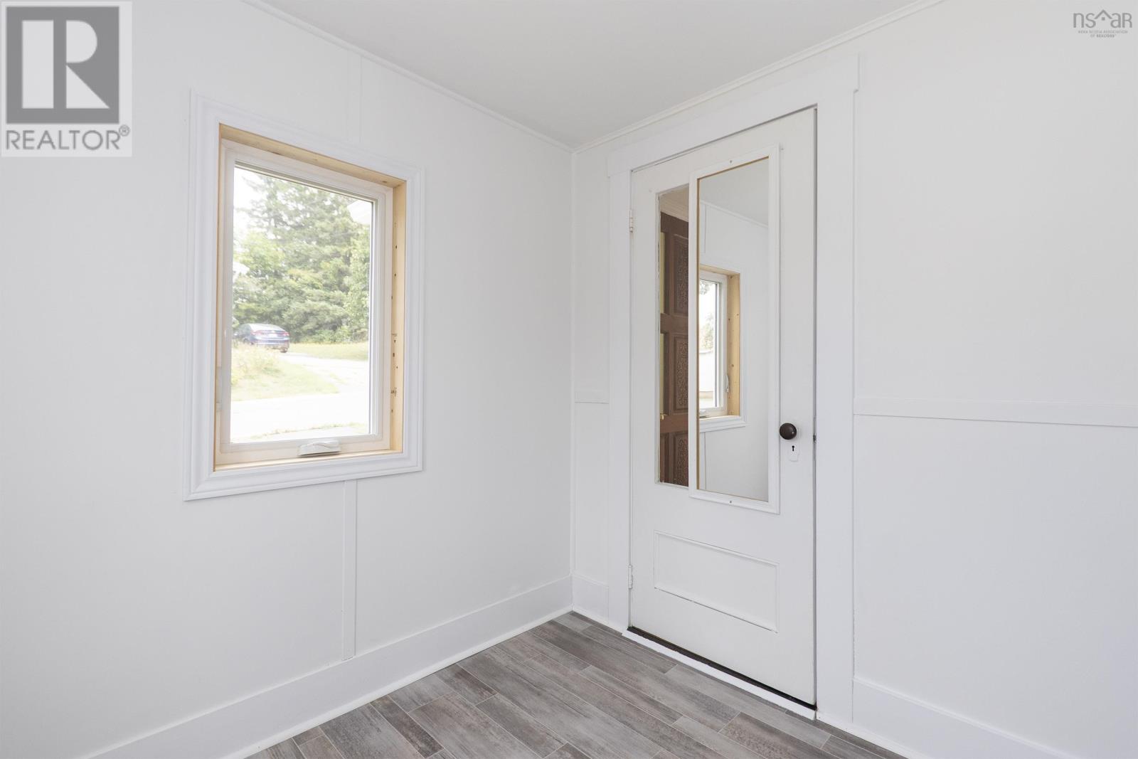 21 Mechanic Street, Springhill, Nova Scotia  B0M 1X0 - Photo 27 - 202523358