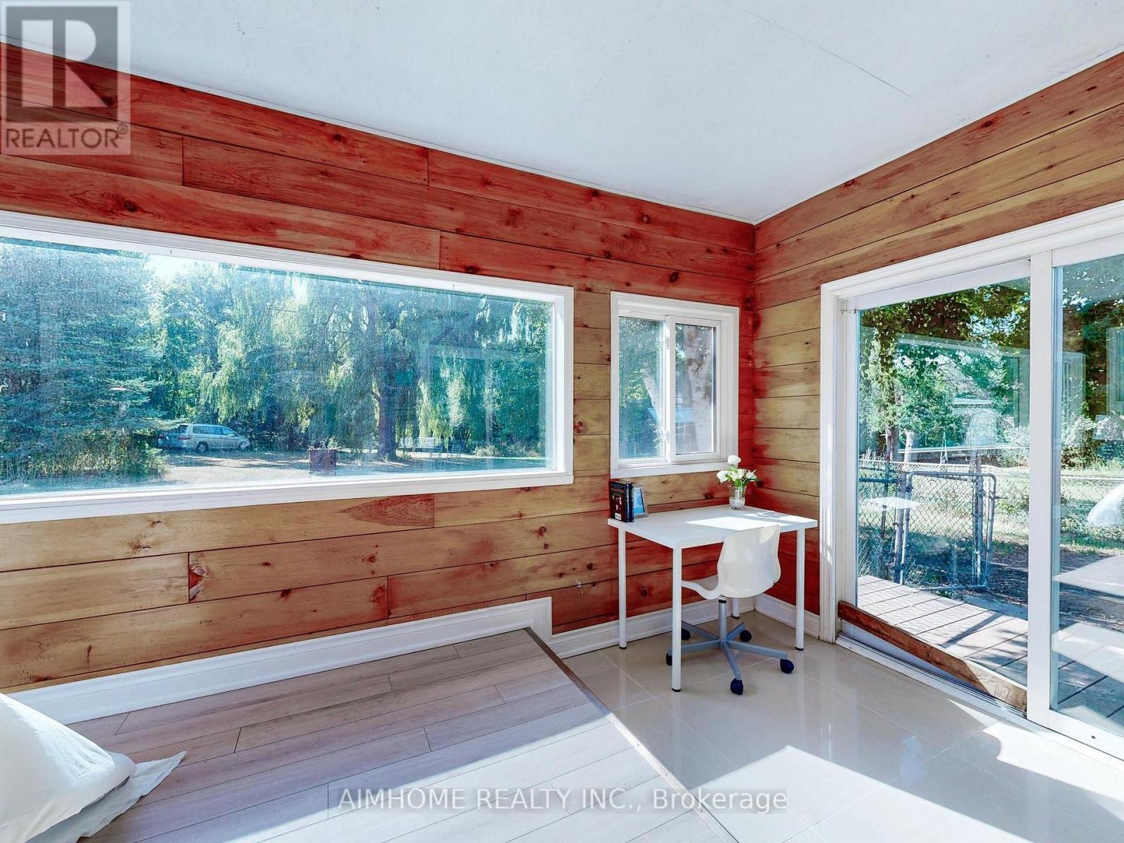 15 Main Street, Georgina, Ontario  L0E 1N0 - Photo 38 - N12500414