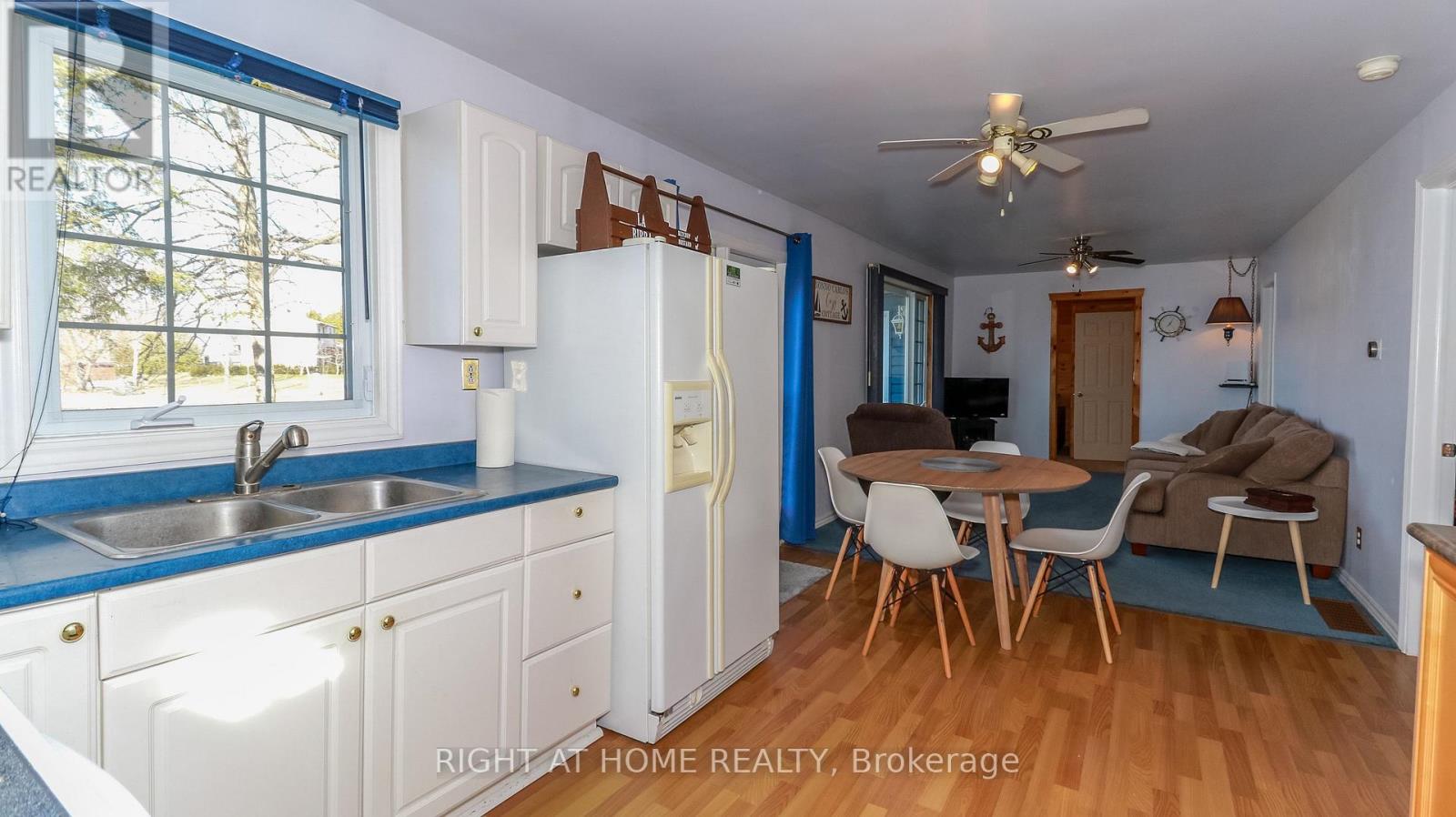 20 Long Point Road, Tay, Ontario  L0K 2C0 - Photo 16 - S12500430