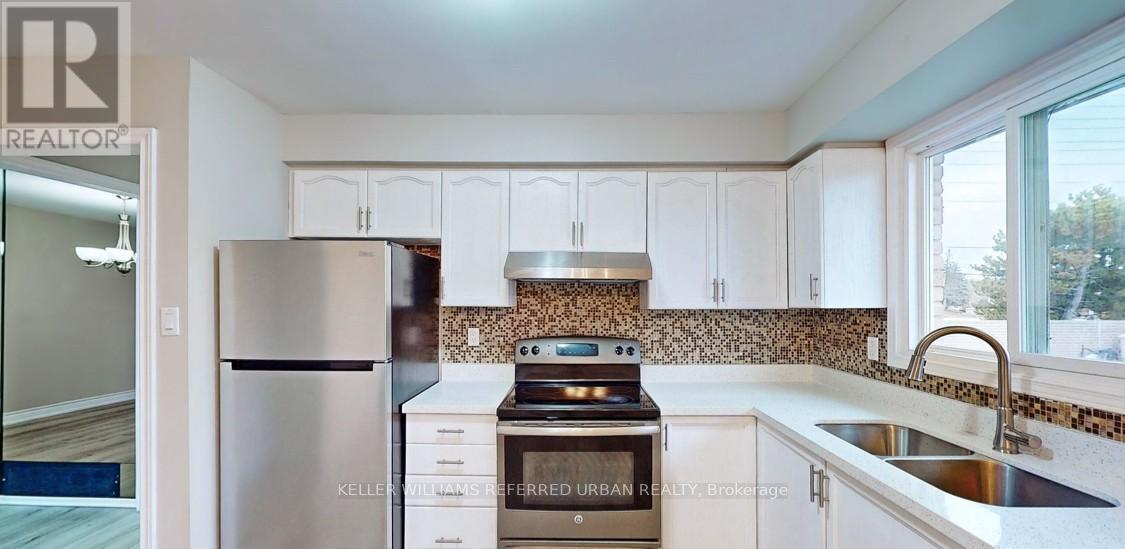 133 Manitou Crescent, Brampton, Ontario  L6S 2Z6 - Photo 10 - W12500428