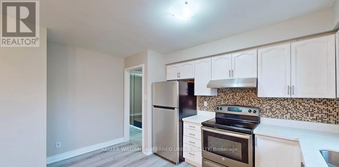 133 Manitou Crescent, Brampton, Ontario  L6S 2Z6 - Photo 9 - W12500428