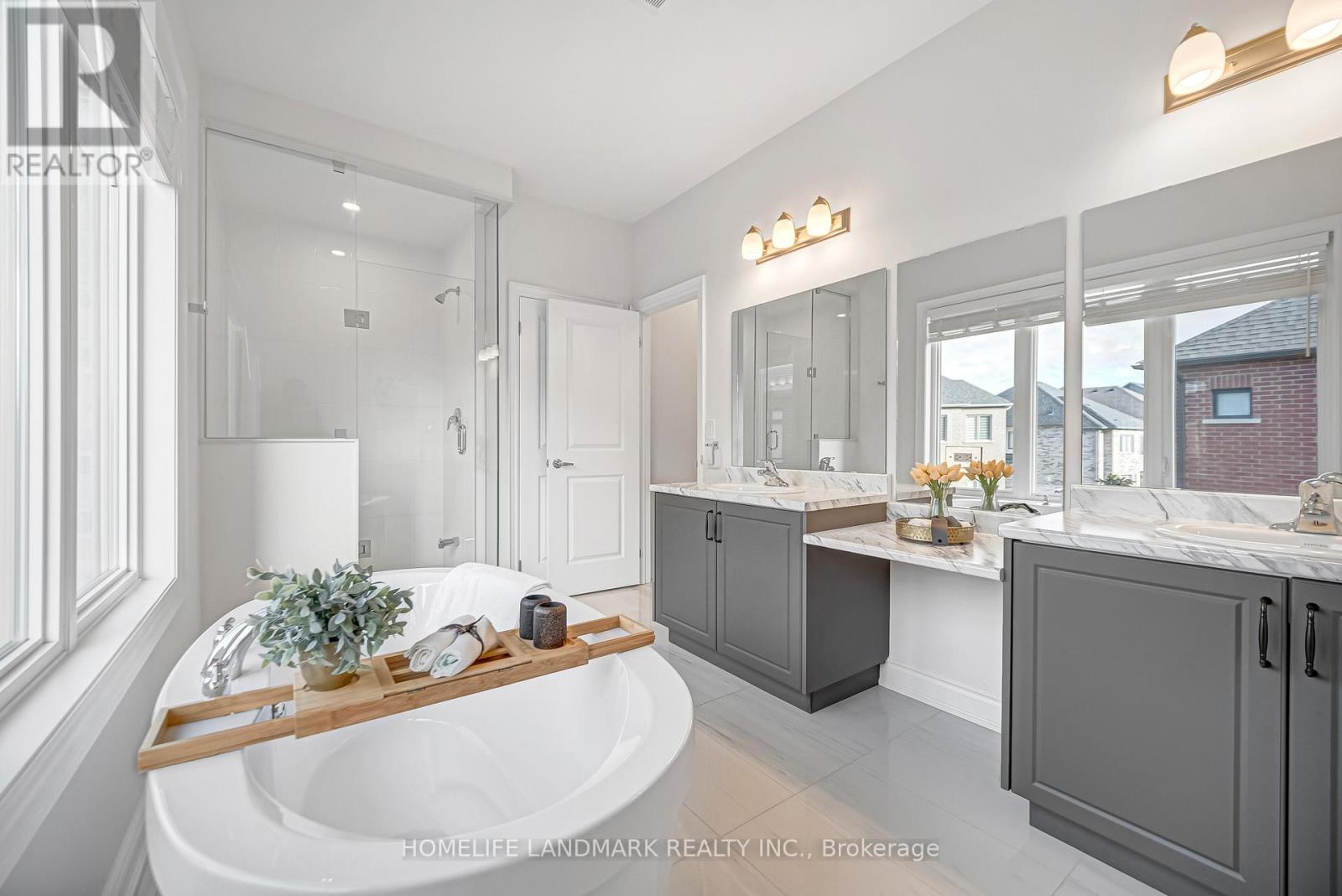 3404 Mosley Gate, Oakville, Ontario  L6H 0Z1 - Photo 26 - W12494400