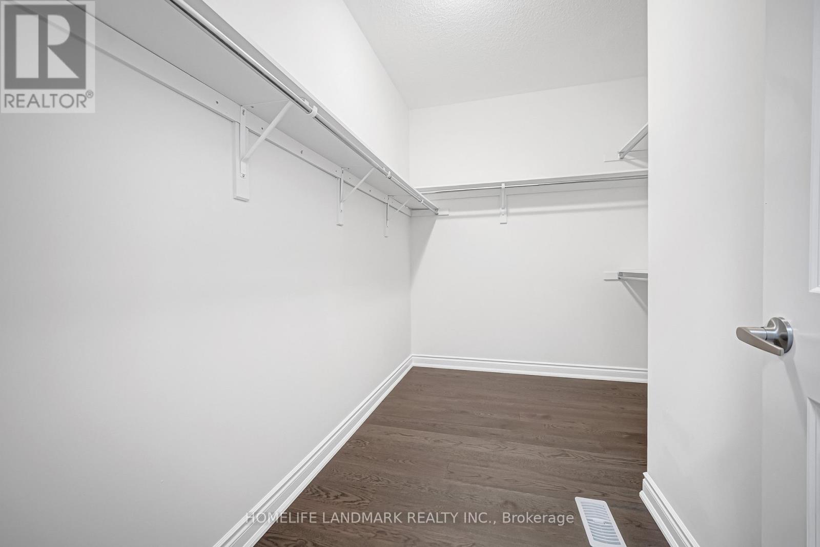 3404 Mosley Gate, Oakville, Ontario  L6H 0Z1 - Photo 28 - W12494400