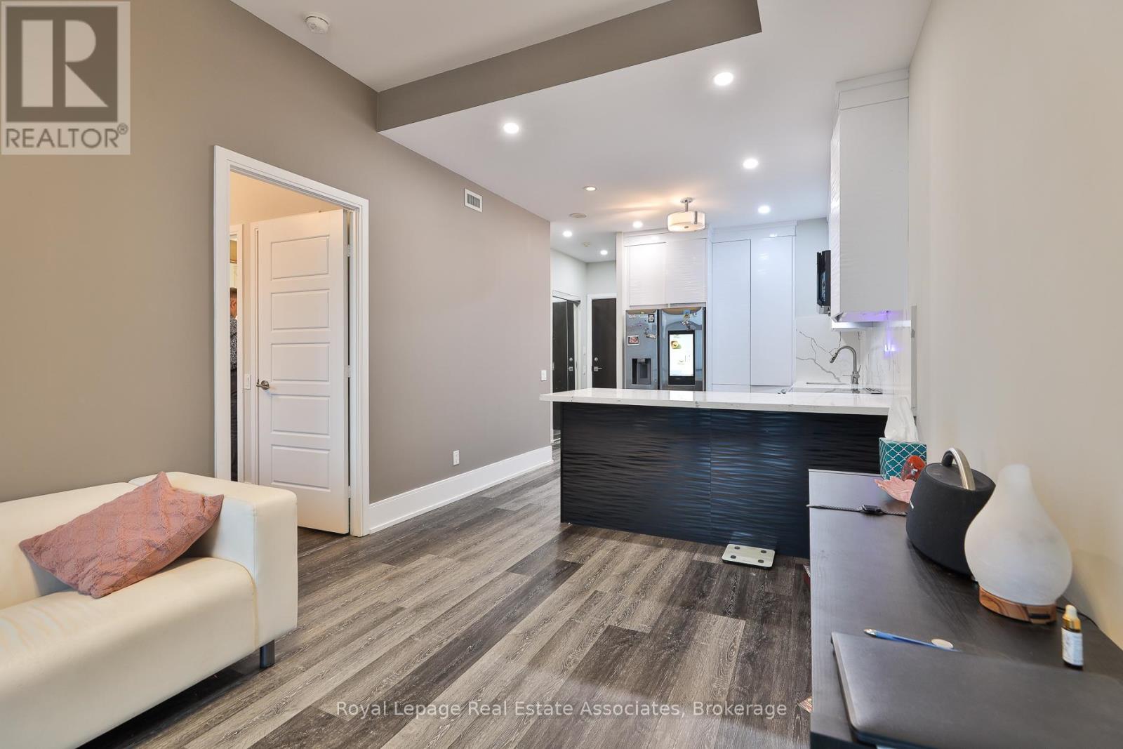 2208 - 15 Viking Lane, Toronto, Ontario  M9B 0A4 - Photo 11 - W12496232