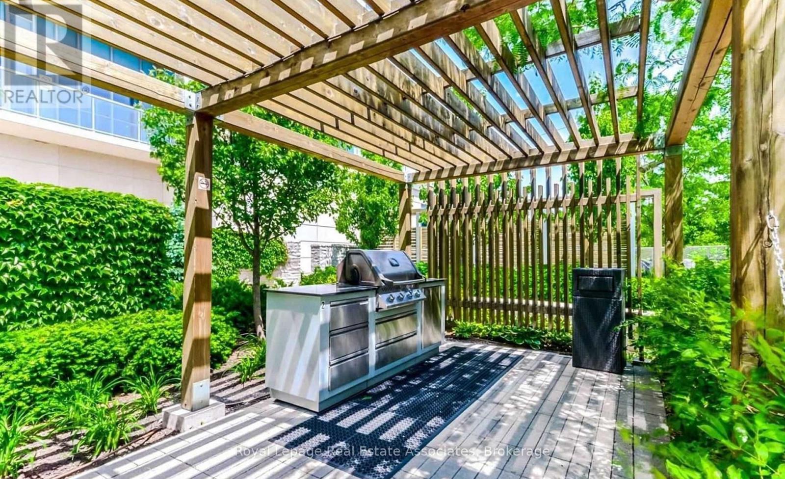 2208 - 15 Viking Lane, Toronto, Ontario  M9B 0A4 - Photo 34 - W12496232