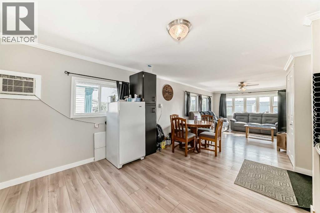 724, 1101 84 Street Ne, Calgary, Alberta T2A 7X2 - Photo 10 - A2263334