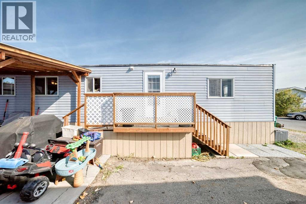 724, 1101 84 Street Ne, Calgary, Alberta T2A 7X2 - Photo 3 - A2263334