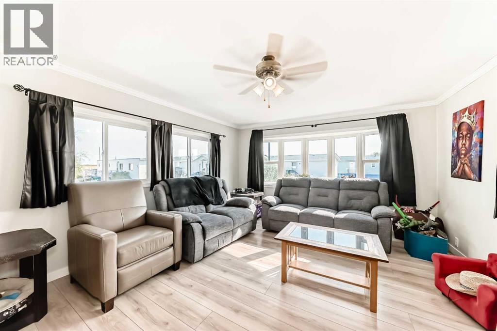 724, 1101 84 Street Ne, Calgary, Alberta T2A 7X2 - Photo 17 - A2263334