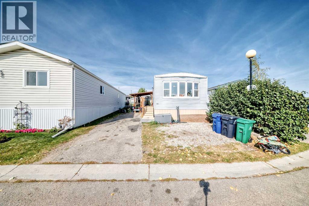 724, 1101 84 Street Ne, Calgary, Alberta T2A 7X2 - Photo 8 - A2263334