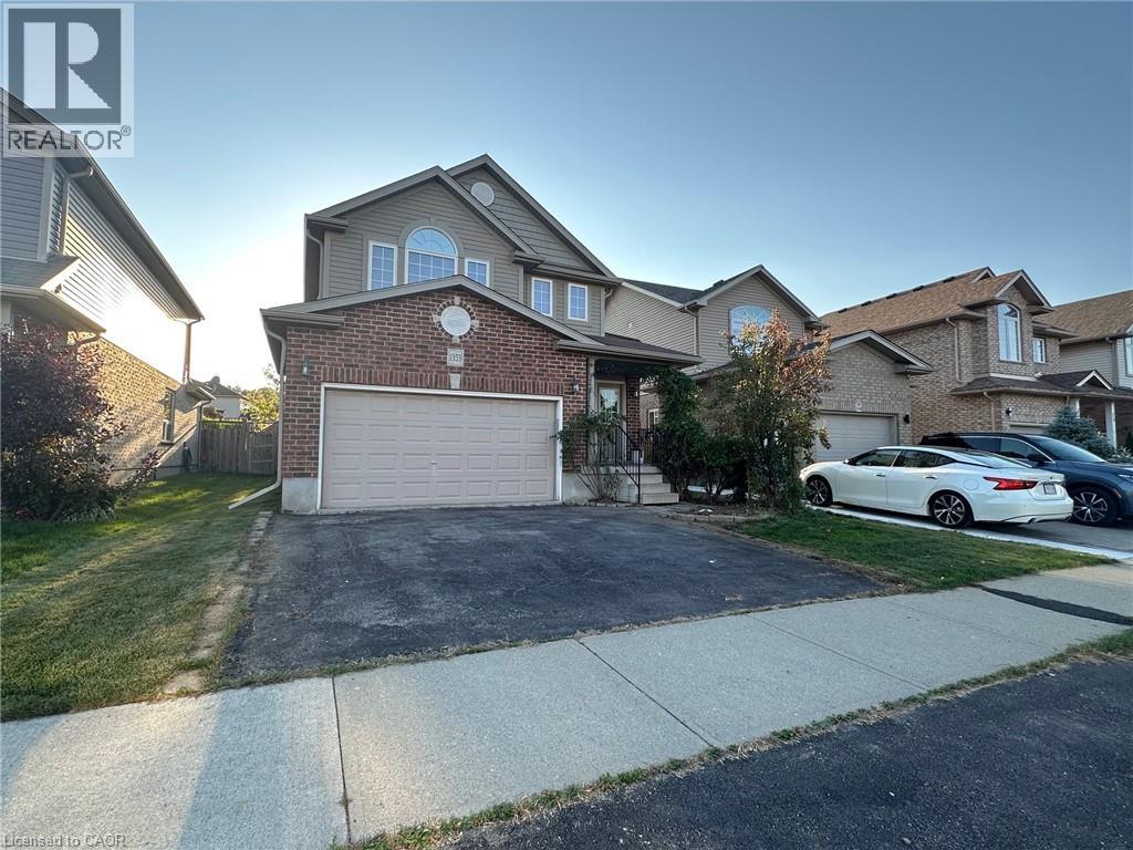 1353 OLD ZELLER Drive, Kitchener, Ontario