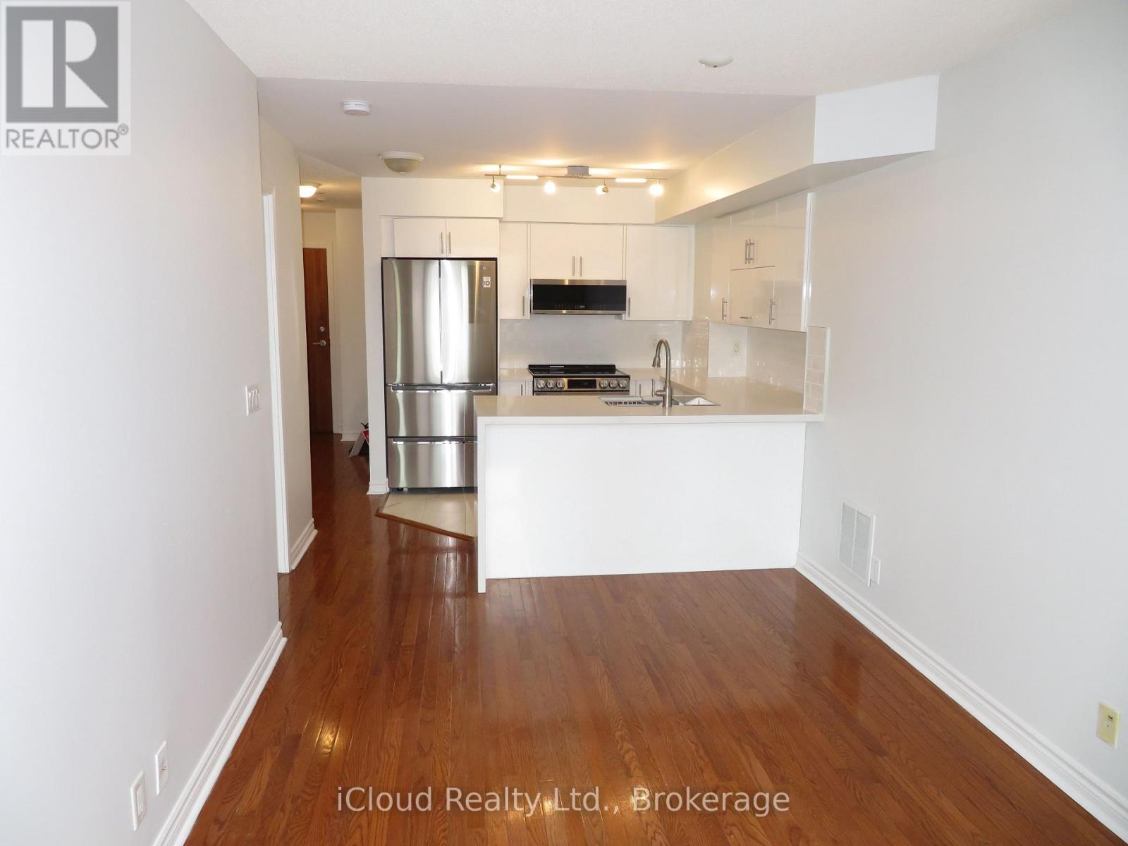 406 - 33 Elm Drive, Mississauga, Ontario  L5B 4M2 - Photo 13 - W12500446