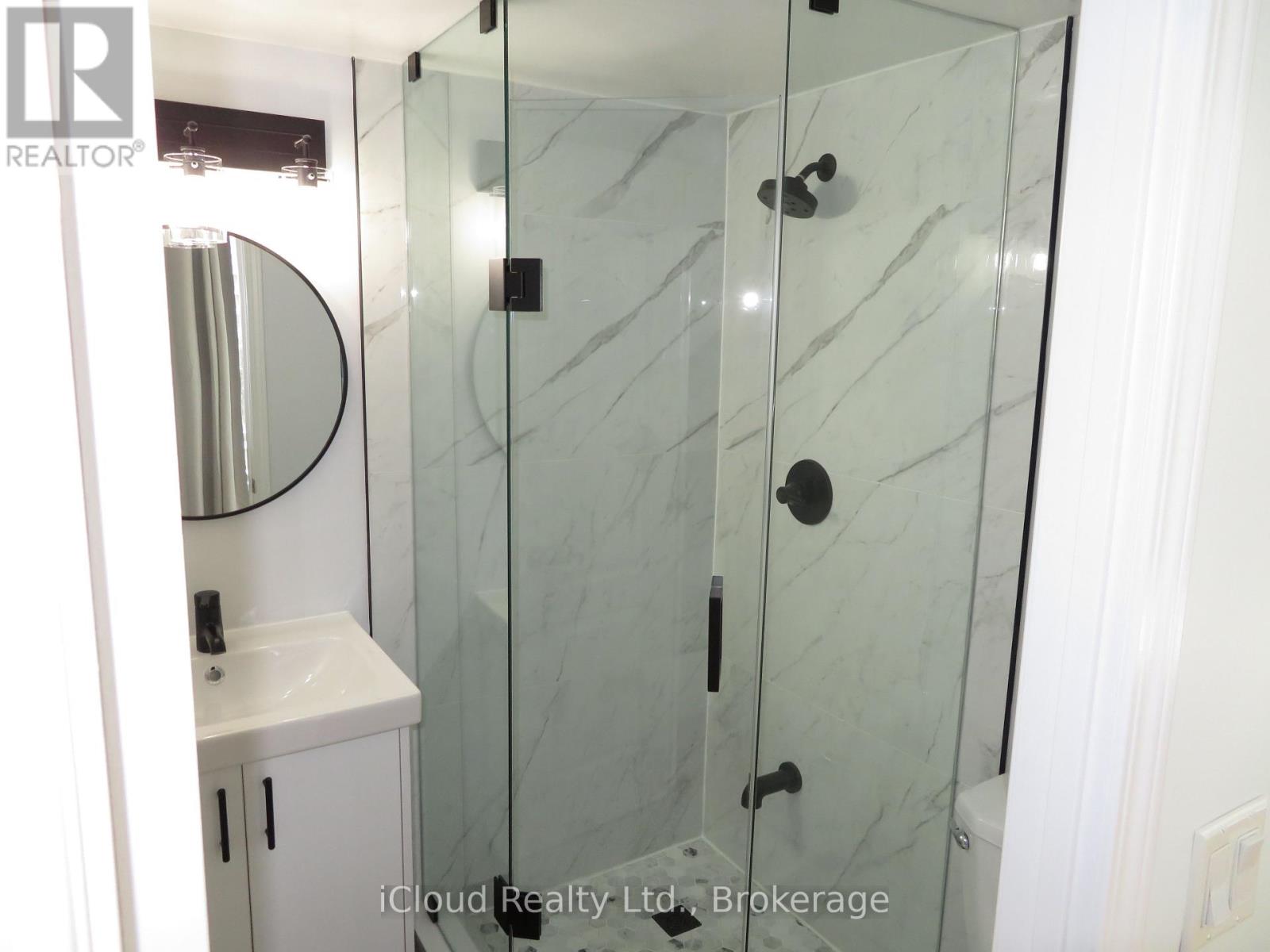 406 - 33 Elm Drive, Mississauga, Ontario  L5B 4M2 - Photo 16 - W12500446