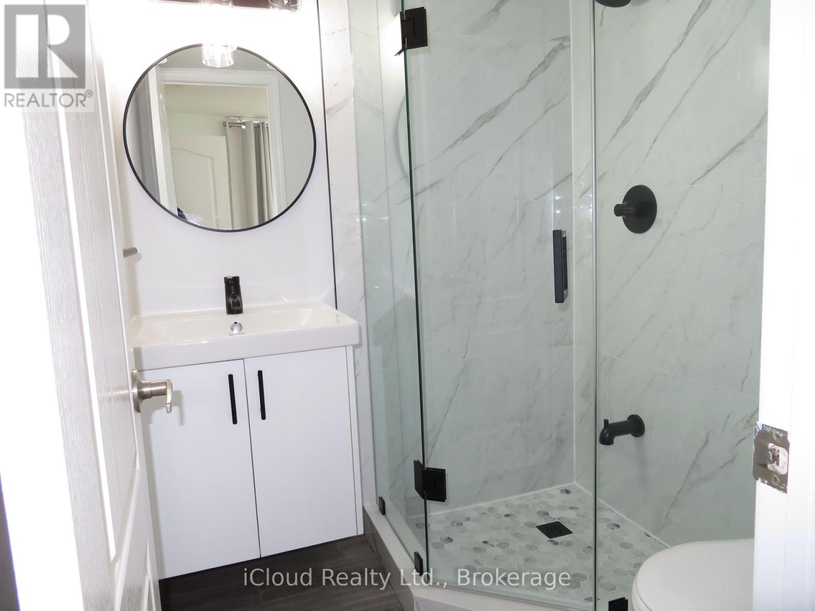 406 - 33 Elm Drive, Mississauga, Ontario  L5B 4M2 - Photo 18 - W12500446