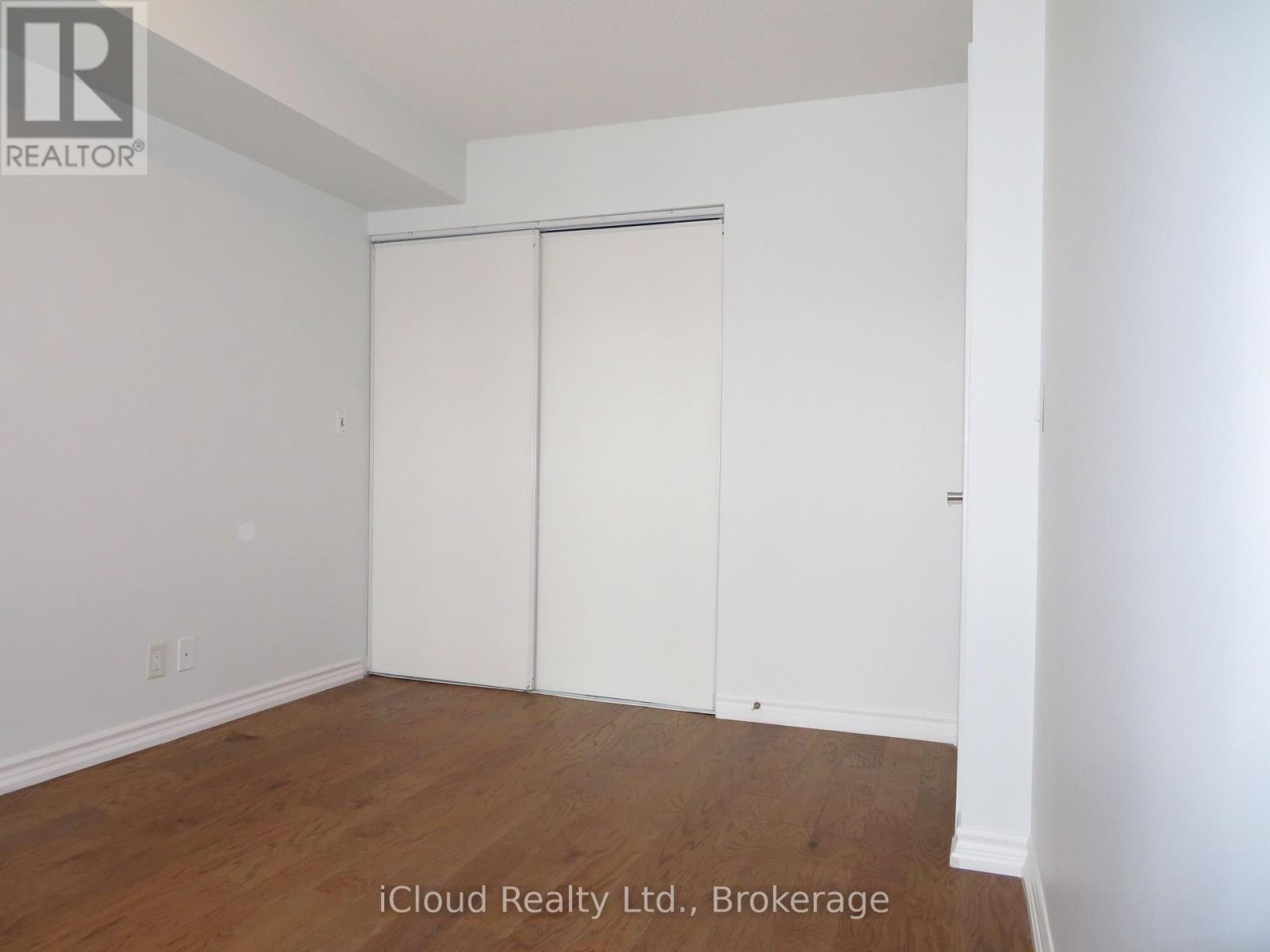 406 - 33 Elm Drive, Mississauga, Ontario  L5B 4M2 - Photo 21 - W12500446