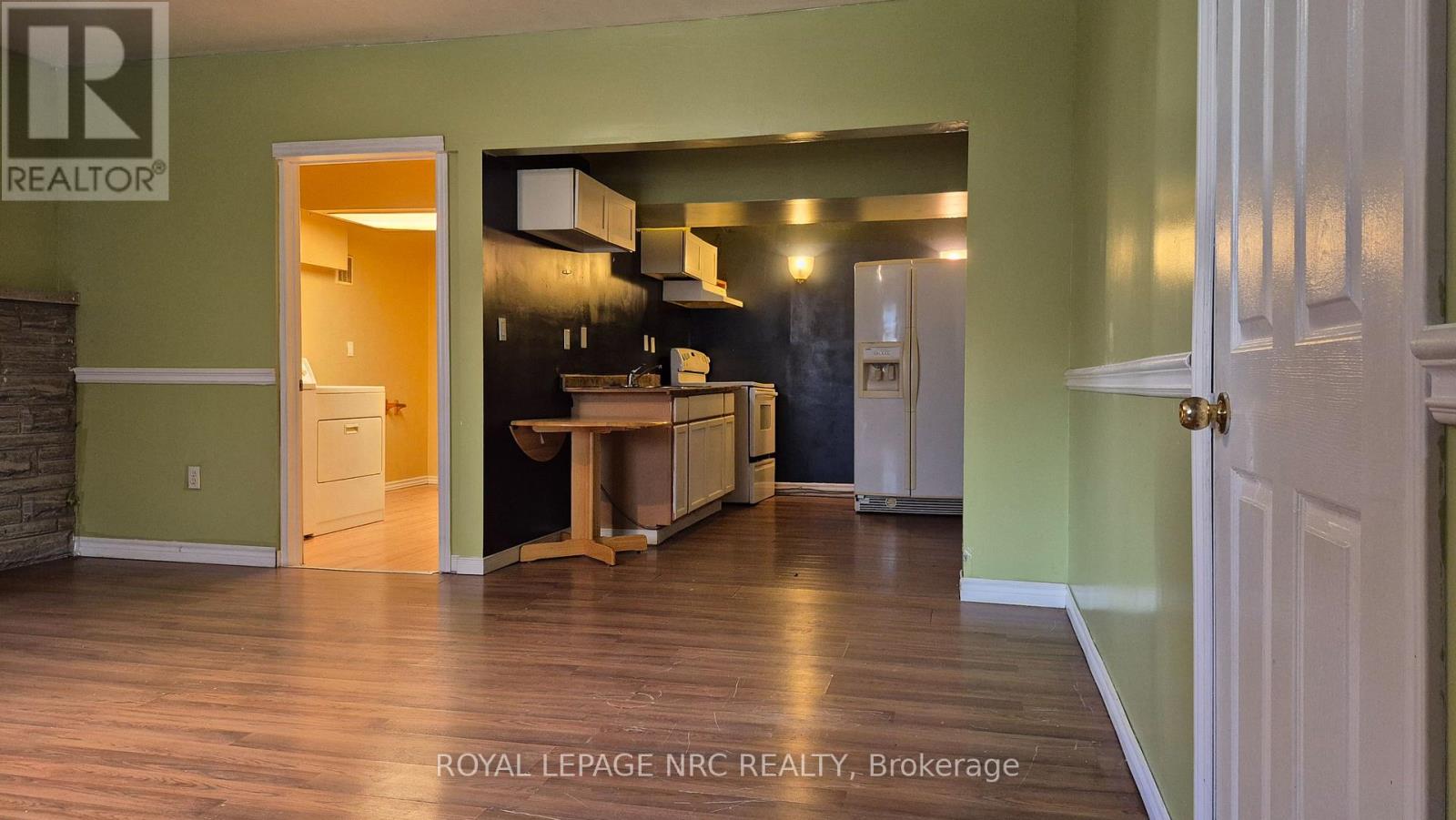 5 - 74 Queens Circle, Fort Erie, Ontario  L0S 1B0 - Photo 5 - X12500448