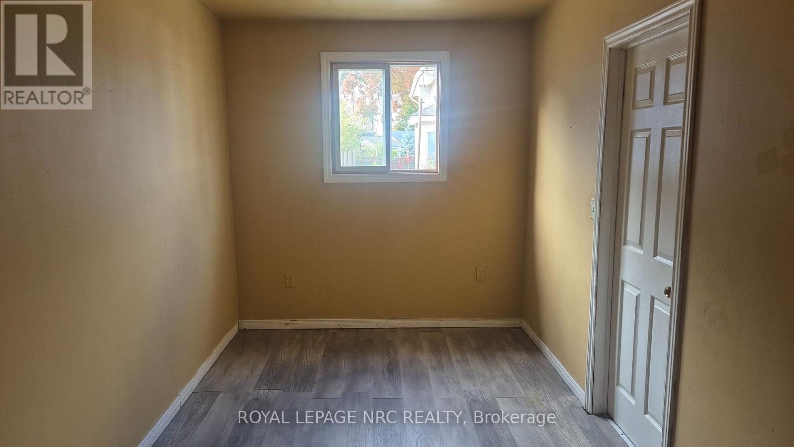 5 - 74 Queens Circle, Fort Erie, Ontario  L0S 1B0 - Photo 9 - X12500448