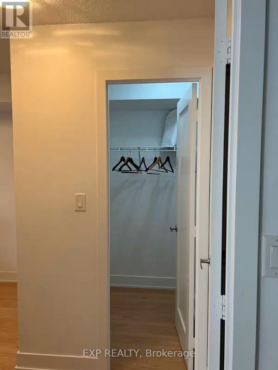 814 - 20 Blue Jays Way, Toronto, Ontario  M5V 3W6 - Photo 14 - C12487908