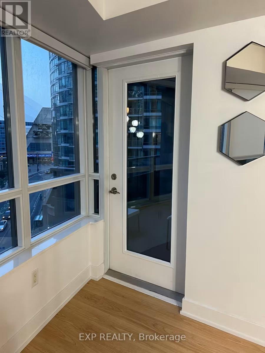 814 - 20 Blue Jays Way, Toronto, Ontario  M5V 3W6 - Photo 11 - C12487908