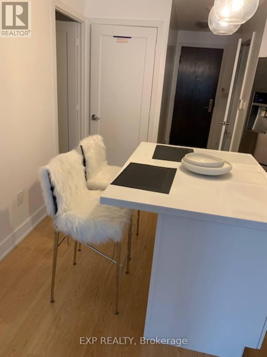 814 - 20 Blue Jays Way, Toronto, Ontario  M5V 3W6 - Photo 24 - C12487908