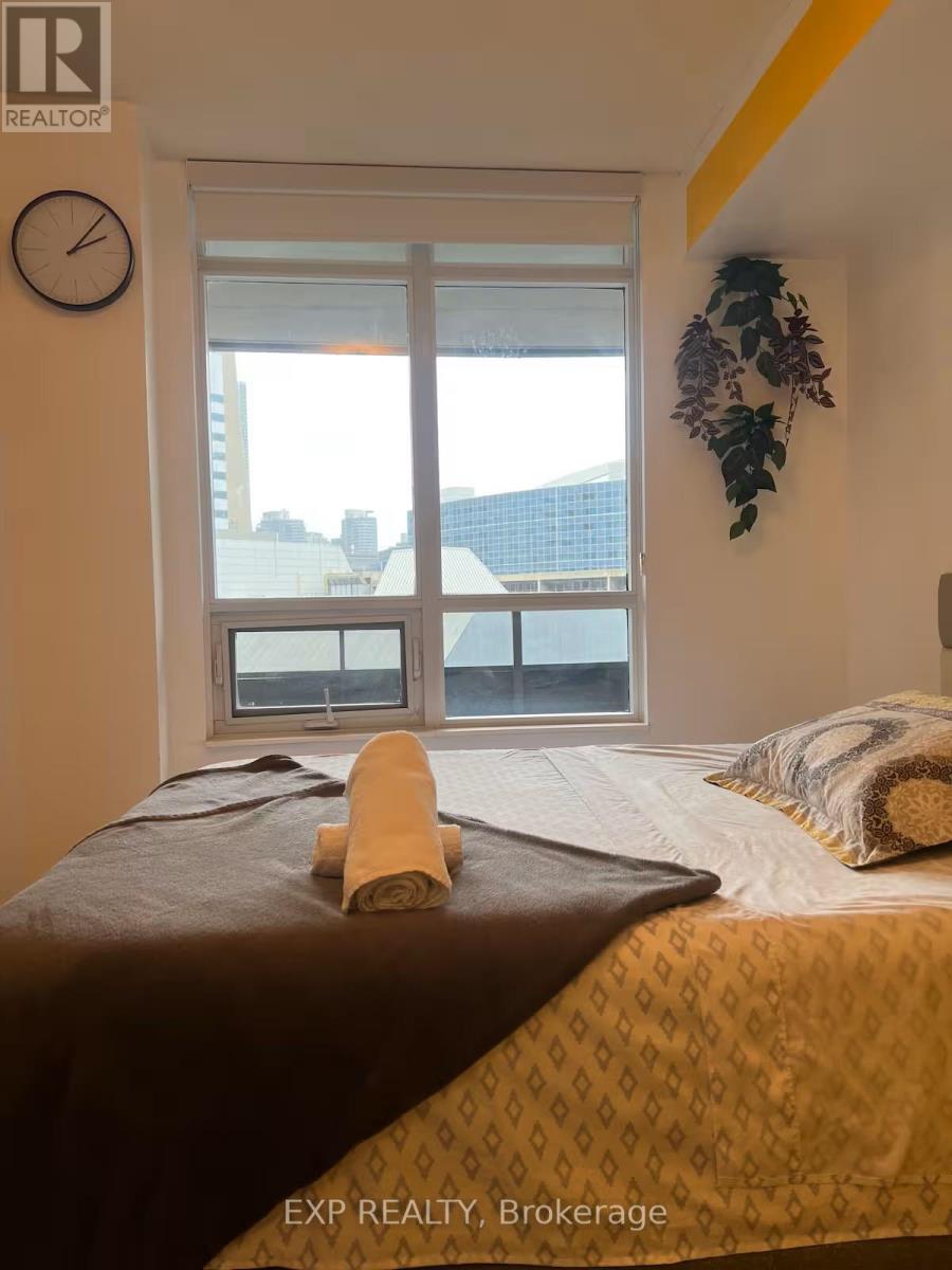 814 - 20 Blue Jays Way, Toronto, Ontario  M5V 3W6 - Photo 5 - C12487908