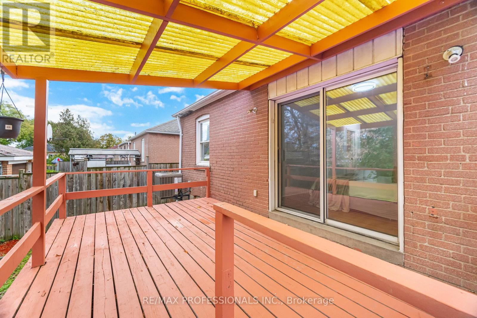 685 Kipling Avenue, Toronto, Ontario  M8Z 5G4 - Photo 19 - W12498932