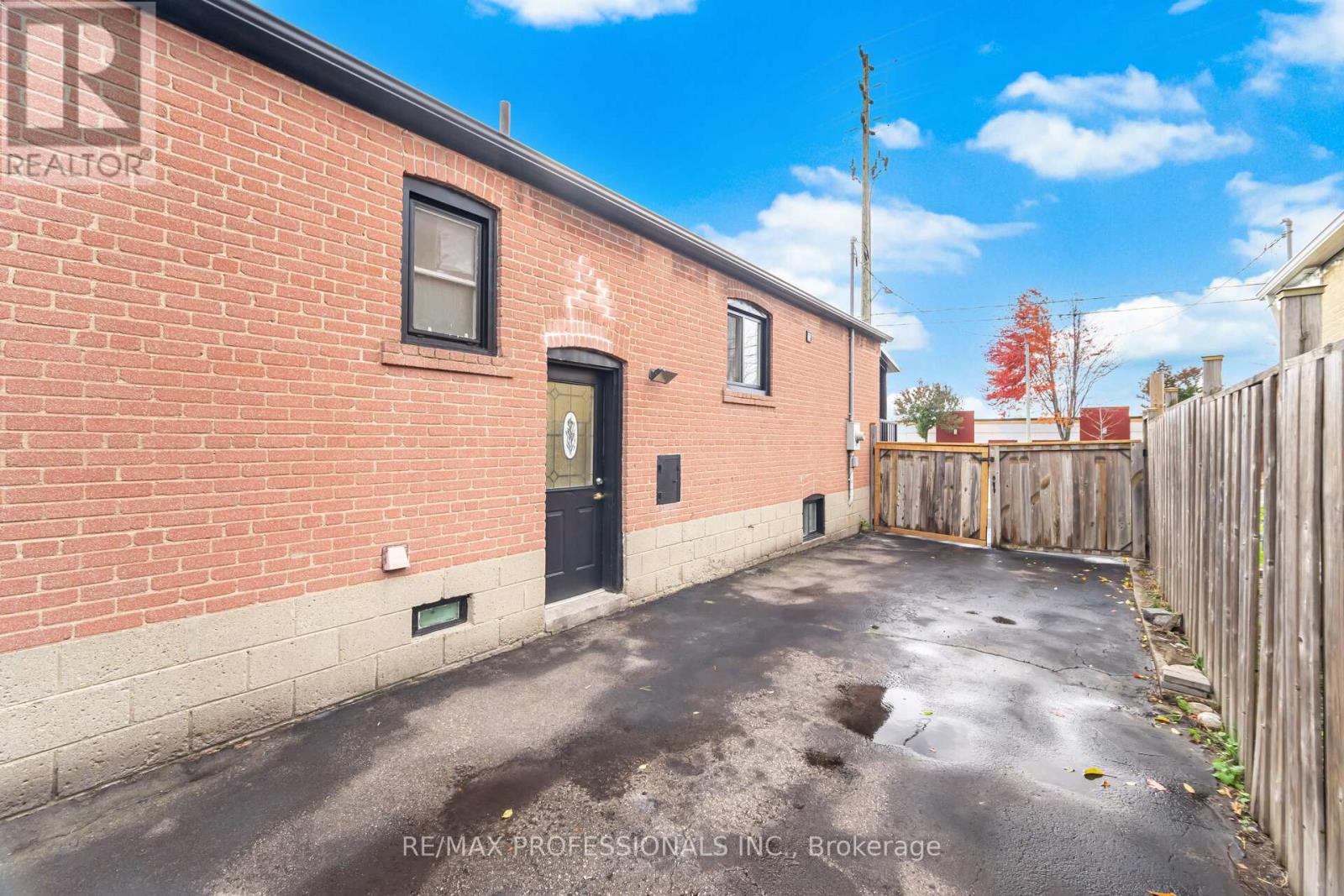 685 Kipling Avenue, Toronto, Ontario  M8Z 5G4 - Photo 40 - W12498932