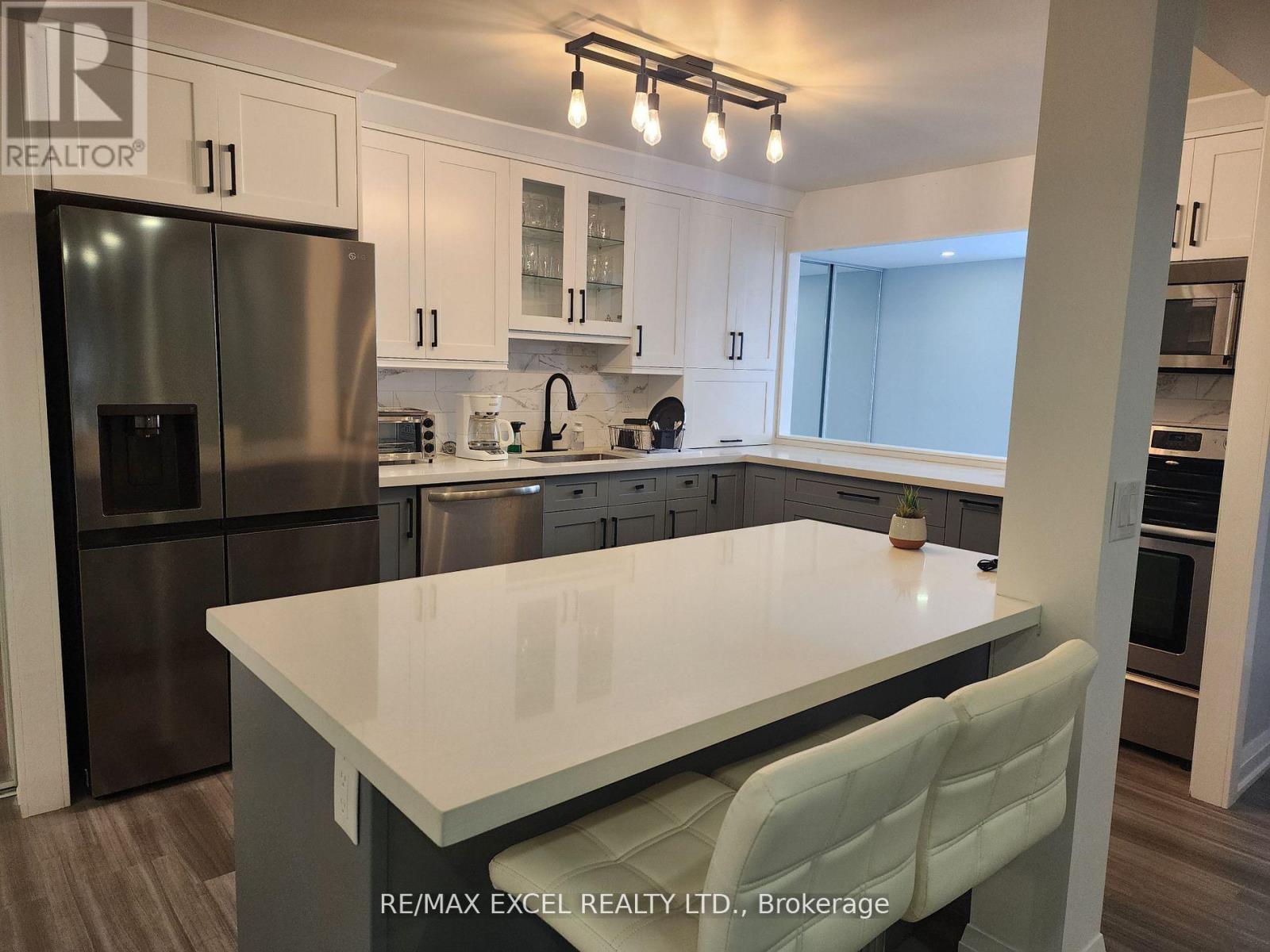 204 - 55 BAMBURGH CIRCLE, Toronto, Ontario