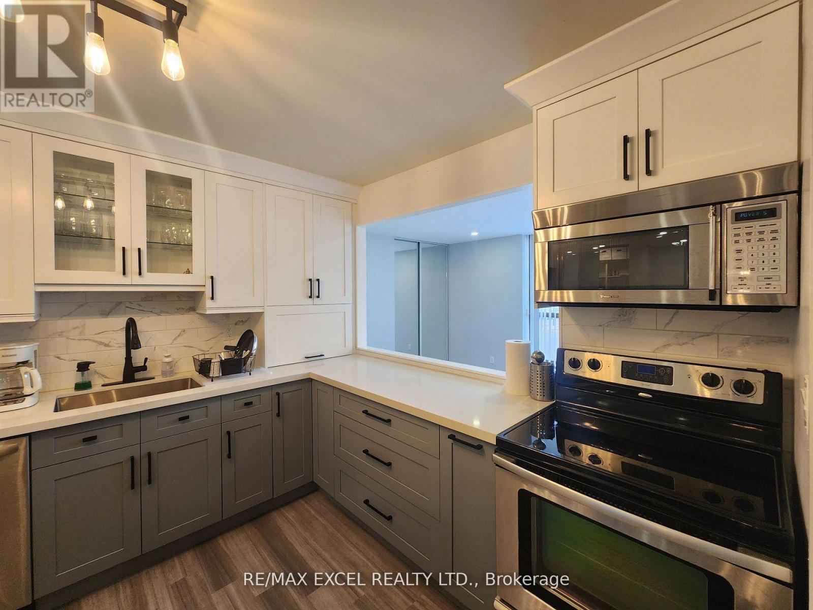 204 - 55 Bamburgh Circle, Toronto, Ontario  M1W 3V4 - Photo 3 - E12500464