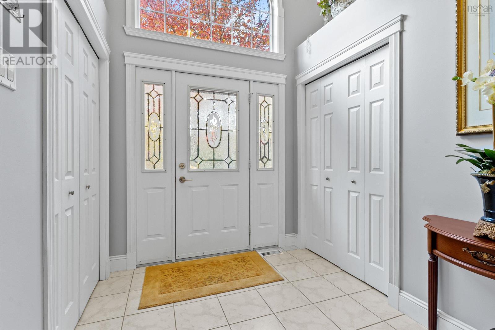 Property at 104 Lisa Ann Drive Drive image 4