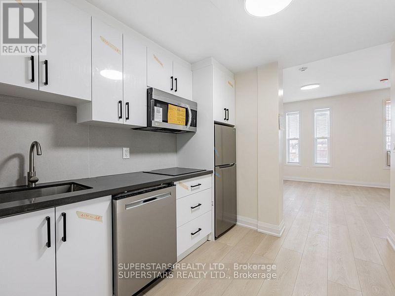 6 - 34-36 Lindsay Street S, Kawartha Lakes, Ontario K9V 2L8 - Photo 3 - X12500468