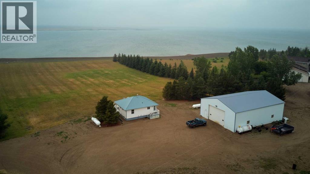 174008A Range Road 214, Rural Vulcan County, Alberta