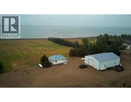 174008A Range Road 214 McGregor Lake